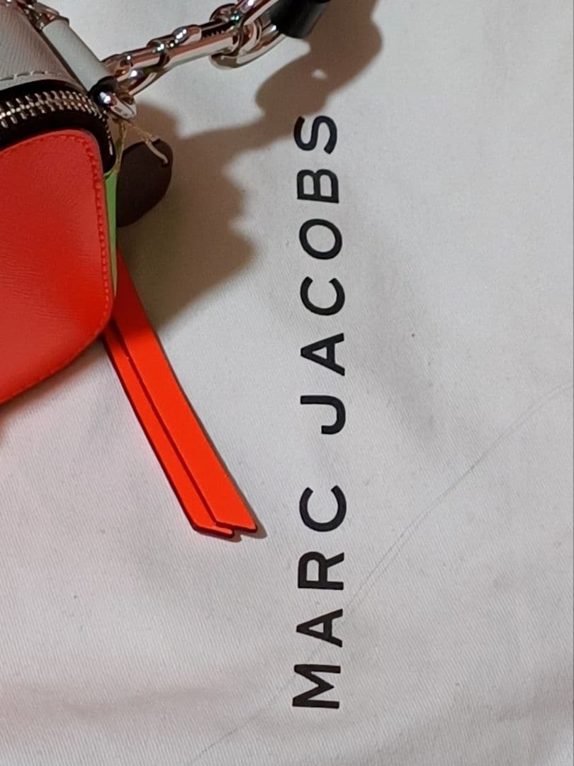 MARC JACOBS ショルダーバッグ オレンジ スナップショット美品　未使用