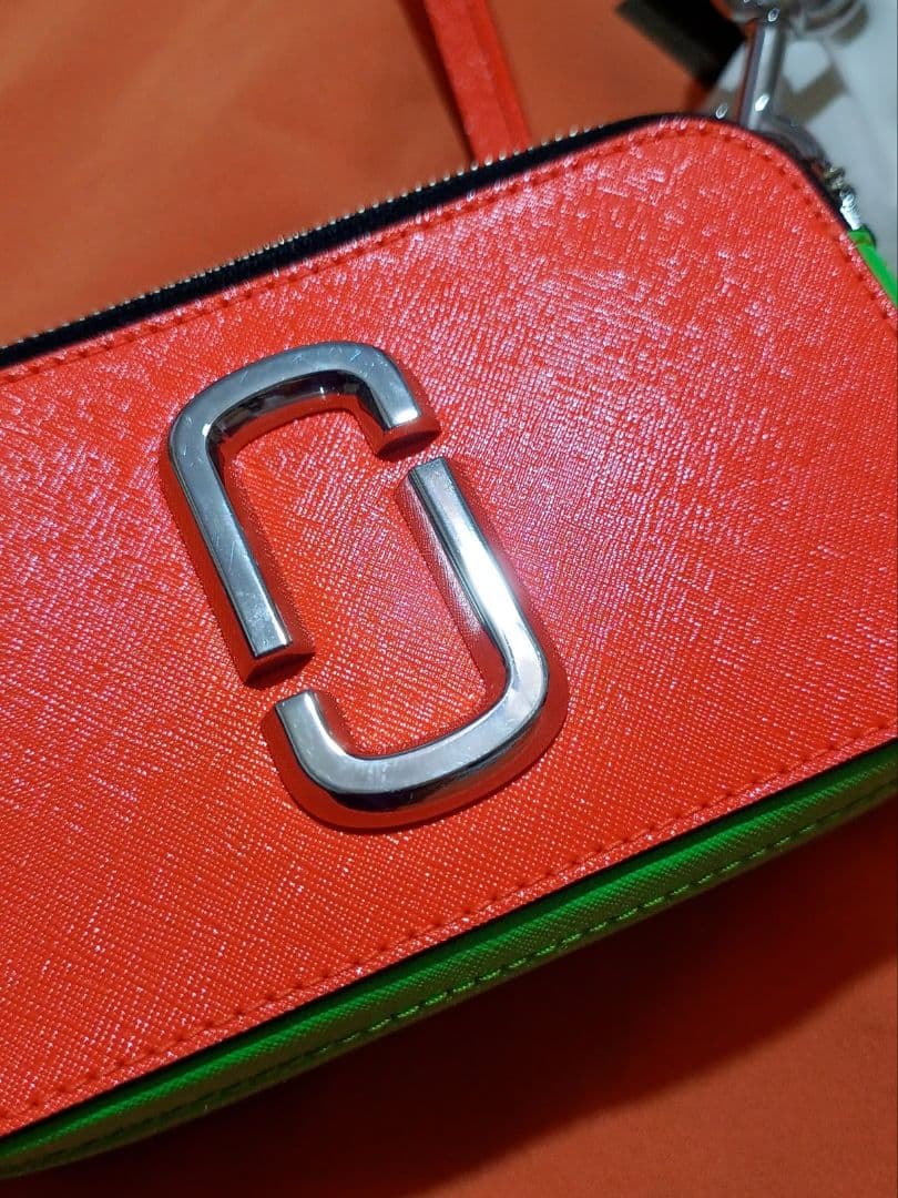 MARC JACOBS ショルダーバッグ オレンジ スナップショット美品　未使用