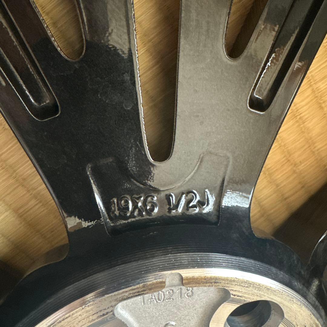 19インチ アルミホイール