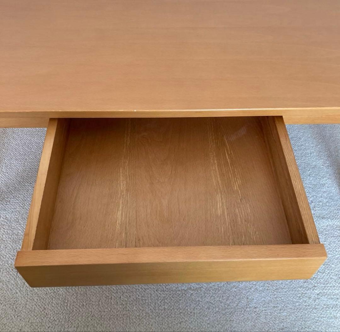 センターテーブル