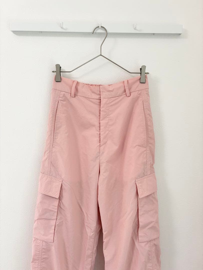 emmi ナイロンフレアパンツ カーゴパンツ ピンク 1 ヨンアさん着用