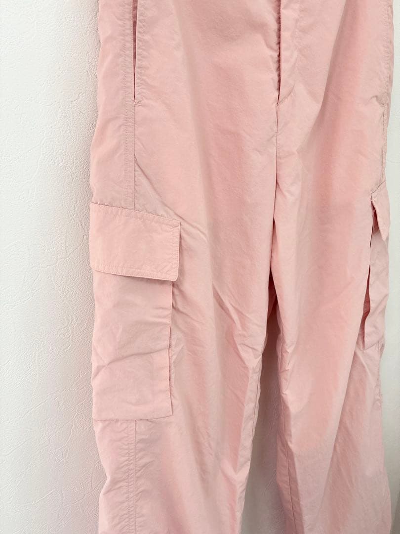 emmi ナイロンフレアパンツ カーゴパンツ ピンク 1 ヨンアさん着用