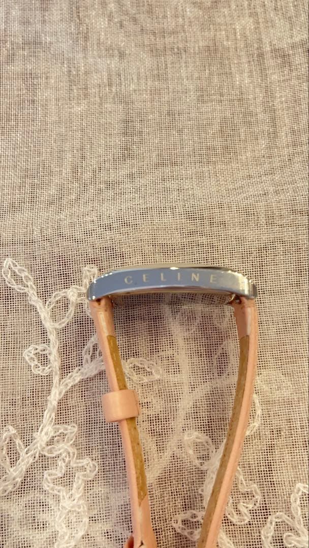 【お値下げ】CELINE未使用ピンクレザー アナログ腕時計　新品電池　稼働品