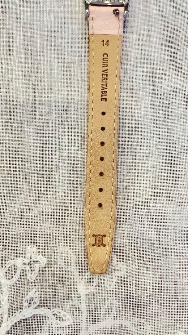 【お値下げ】CELINE未使用ピンクレザー アナログ腕時計　新品電池　稼働品