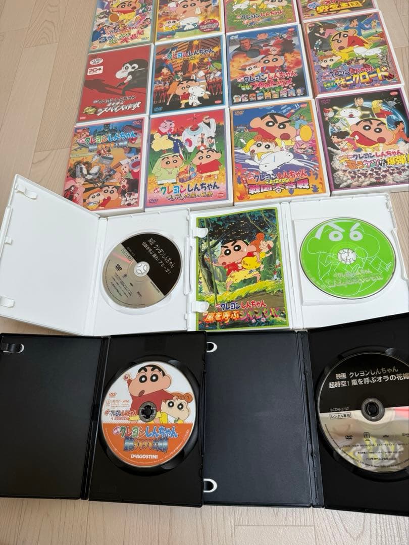クレヨンしんちゃん　劇場版　映画　DVD 22作品
