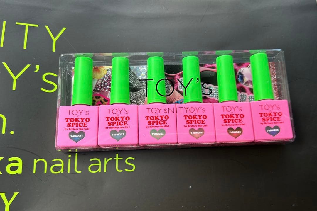 3セット限定お値下げ中‼️トイズバイアイニティ 光るギャルマグ 6色セット