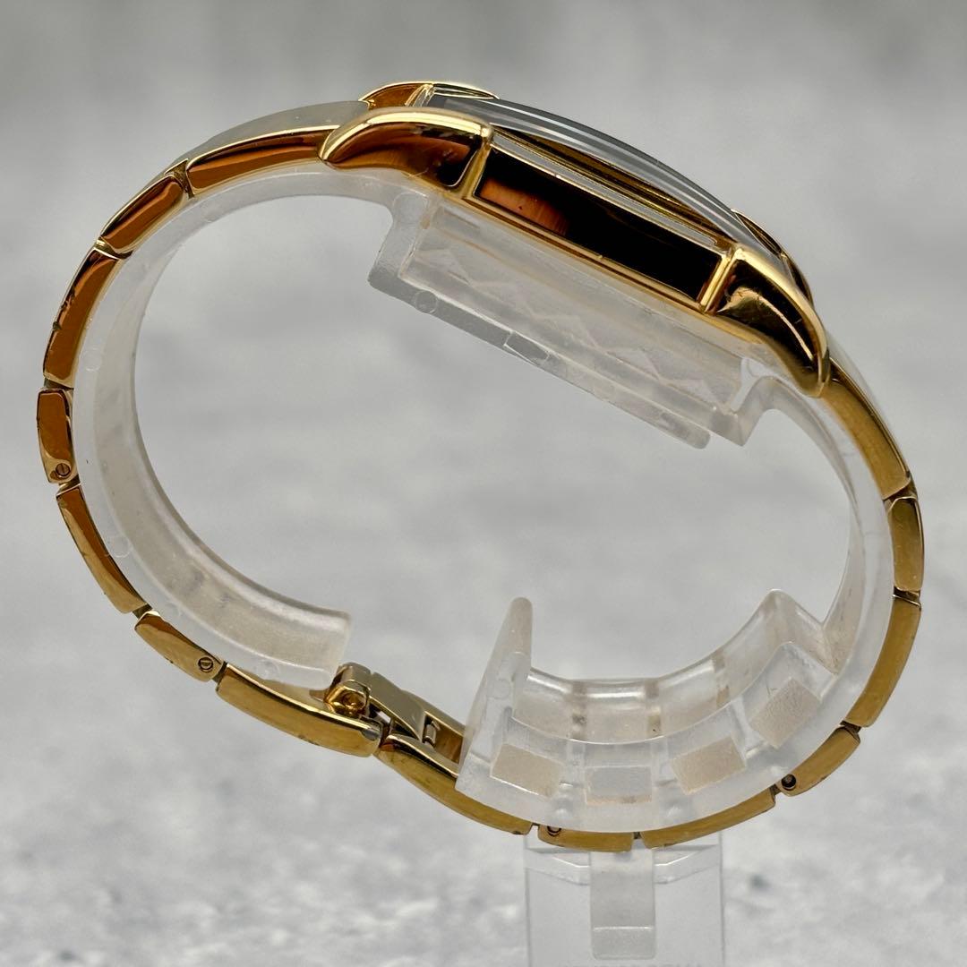 稼働✨イヴサンローラン コマ　箱付き　腕時計　カサンドラ QZ レディース