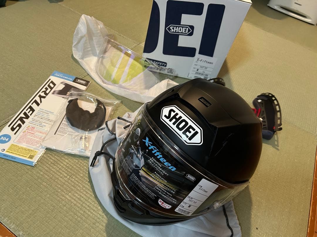 shoei x-fifteen・マットブラック、Mサイズ・オプション付き