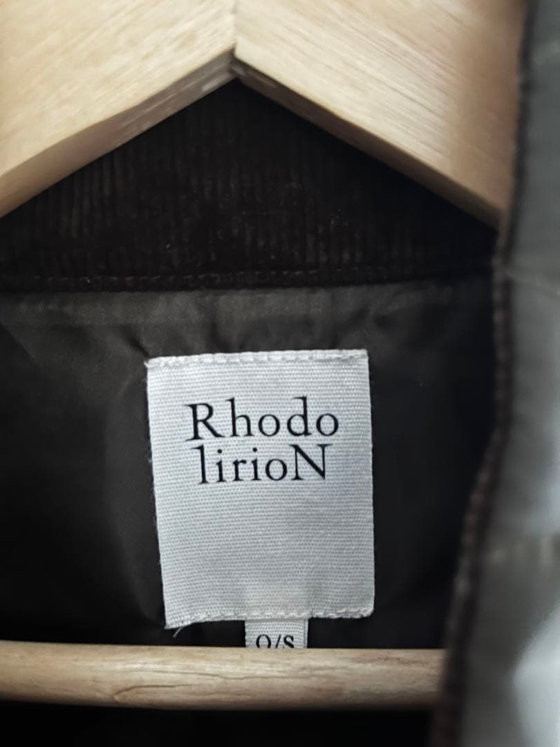 Rhodo liriON オリーブグリーン ダウンベスト