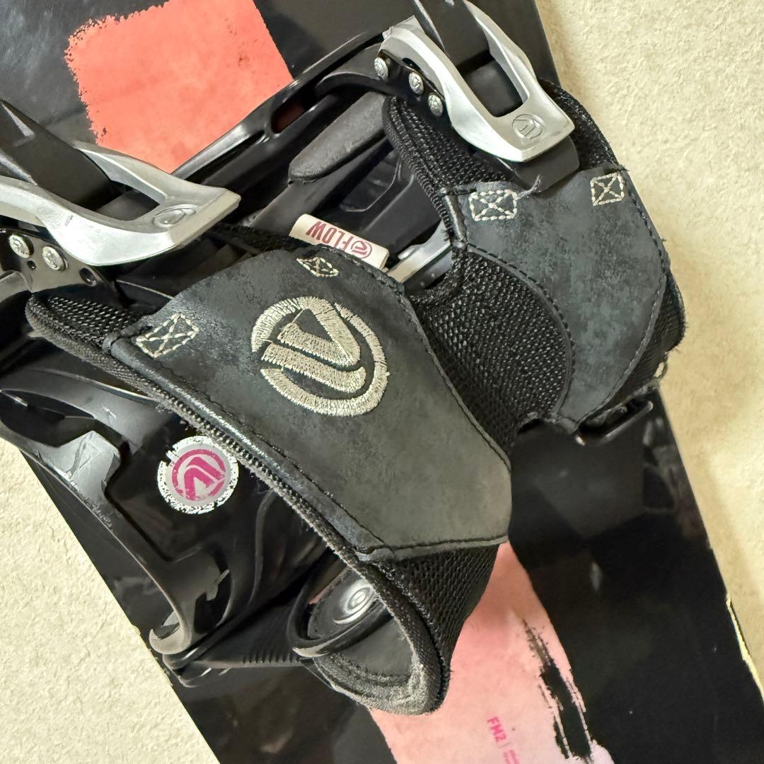 スノボ　板　SAVANDER FM 2nd face flowビィンディング付