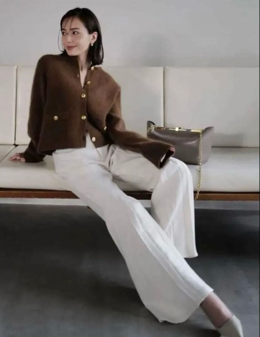 新品試着のみanuans ラクーンブレンドノーカラーニットジャケット　キャメル