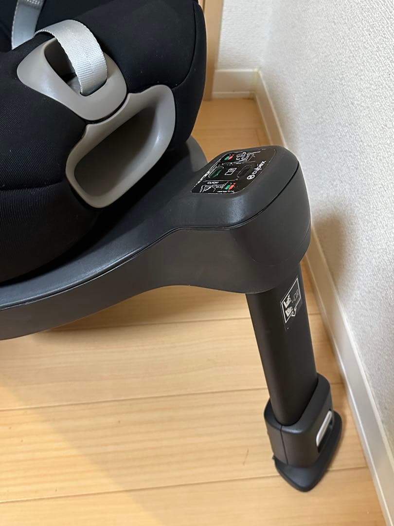 サイベックス　シローナ　SX2 i-Size ISOFIX