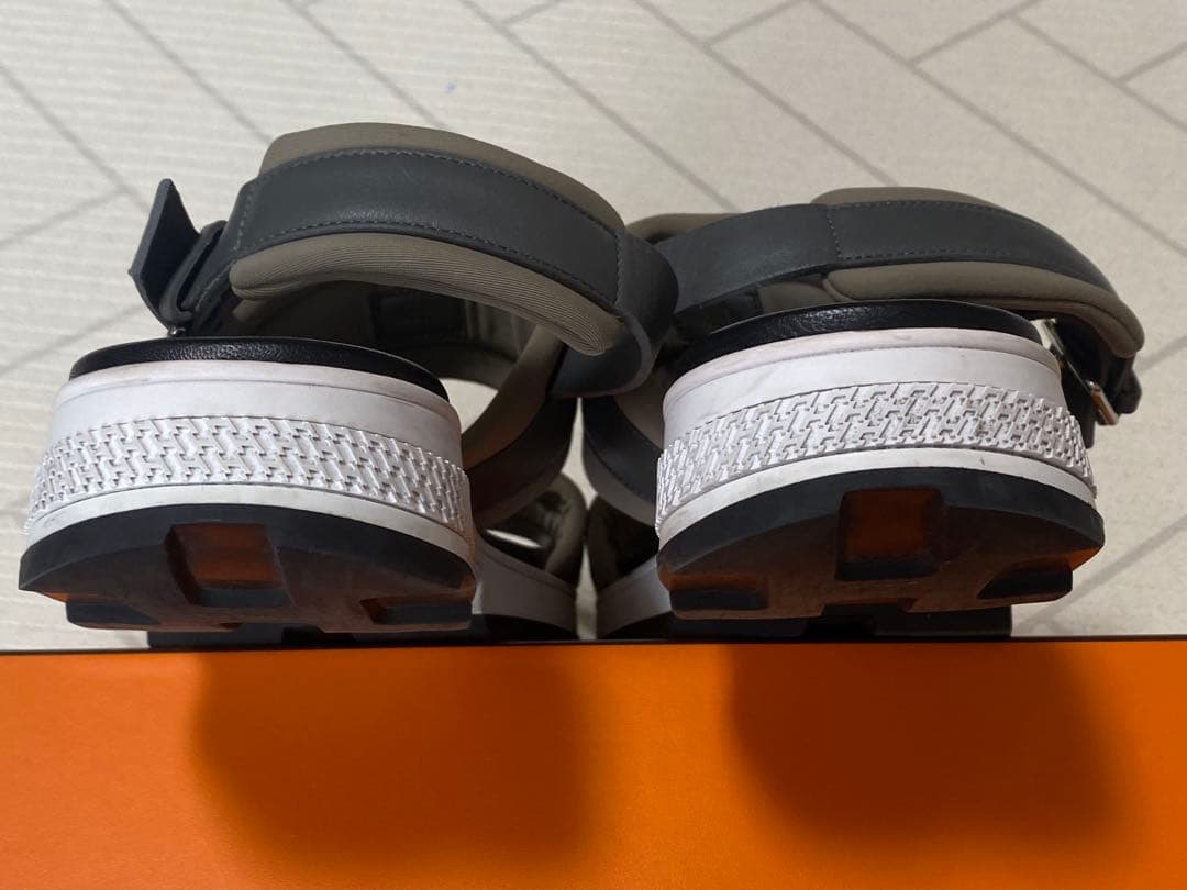 エルメス ストラップサンダル