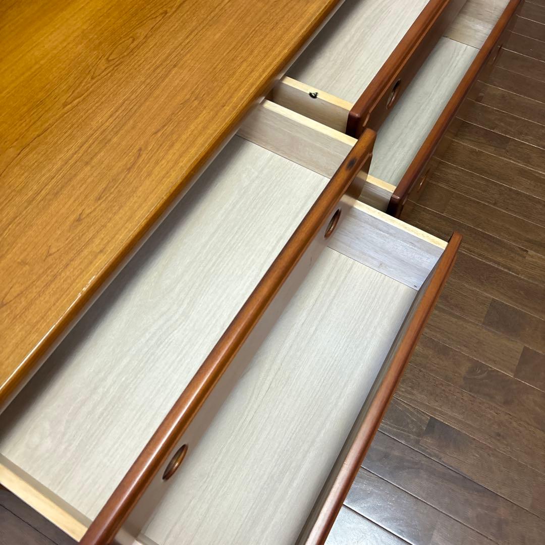 木製ブラウンチェスト 4引き出し