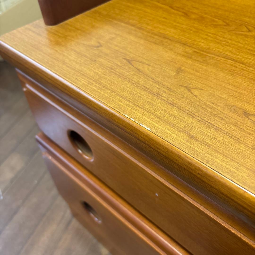 木製ブラウンチェスト 4引き出し