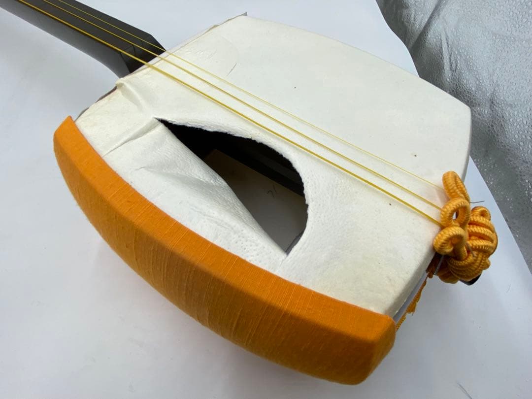 藤本流 民謡三味線 ケース付き 付属品多数