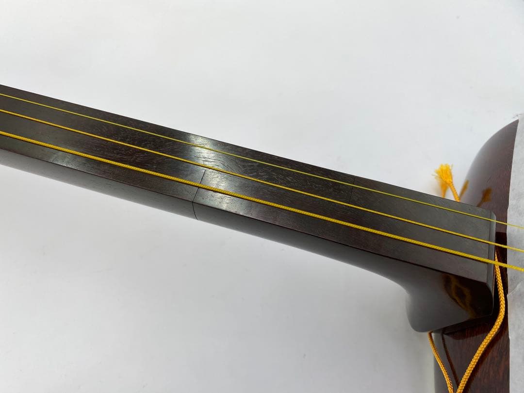 藤本流 民謡三味線 ケース付き 付属品多数