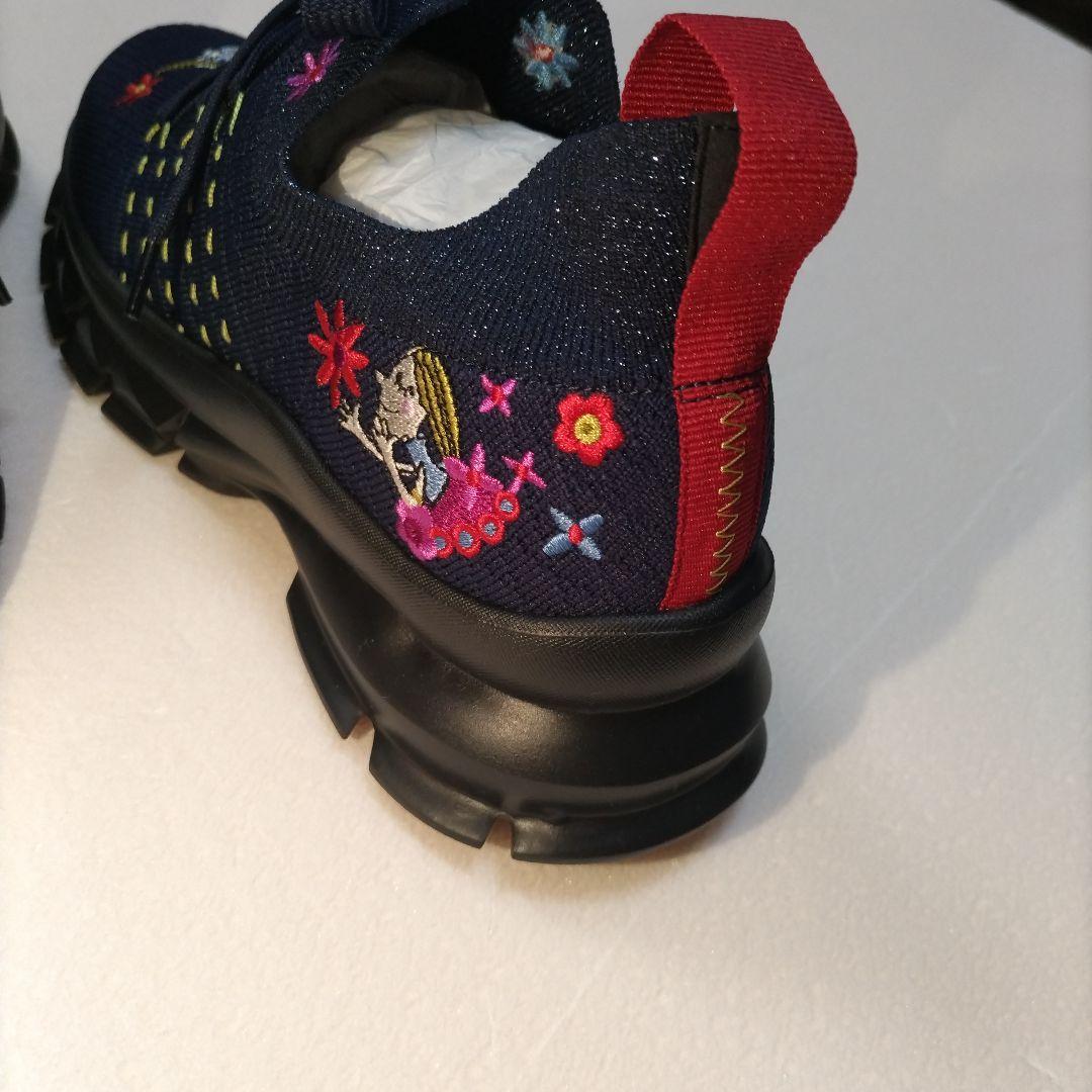 アルベロベロ フラワーガールchan刺繍 スニーカー軽量M インソール付き