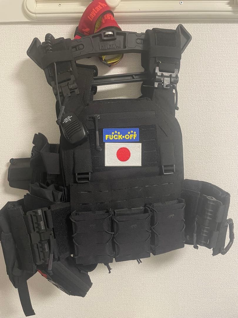 プレートキャリア　プレキャリ　タスマニアンタイガー　LSPD