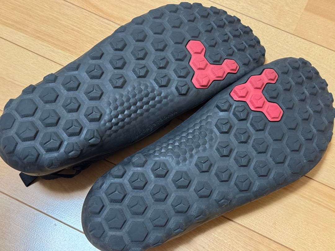 靴 Vivobarefoot TRACKER SANDAL EU44