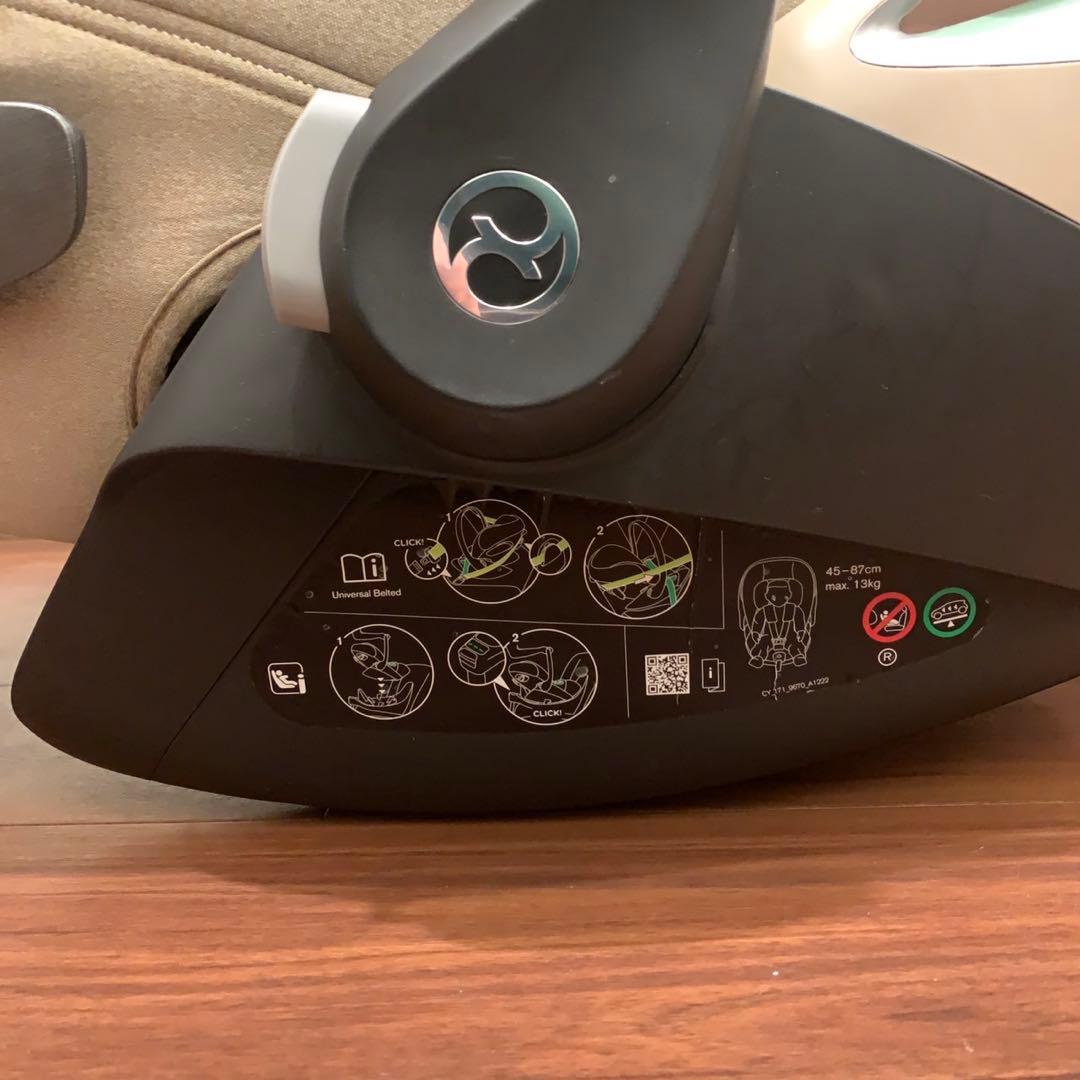 美品 Cybex Cloud T i-Size plus ベージュ アダプター付