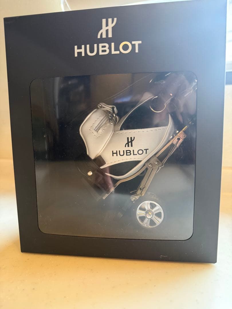 HUBLOTミニキャディバッグペンセット