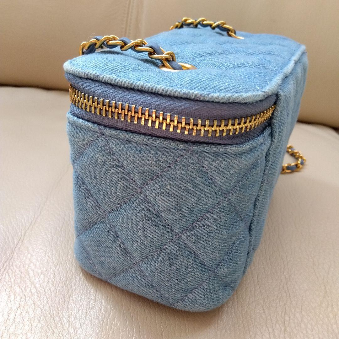 CHANEL シャネル　ブルー デニム チェーンバッグ　ノベルティ