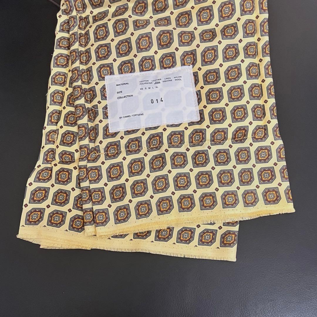 CAMIEL FORTGENS（カミエル・フォートヘンス）マフラー ストール