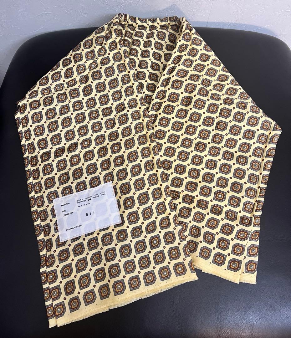 CAMIEL FORTGENS（カミエル・フォートヘンス）マフラー ストール