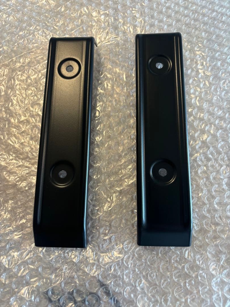 Z900RS フェンダーアーム　ラジエターサイドカバー　マットブラック　純正