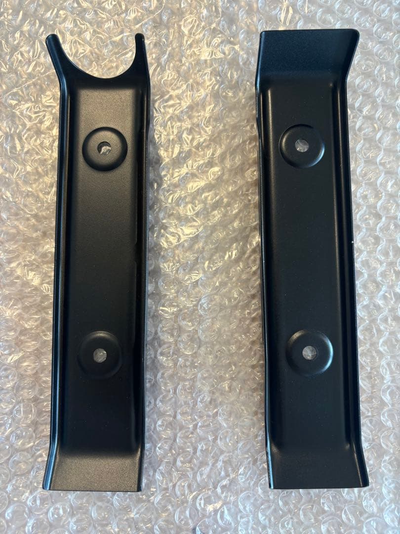 Z900RS フェンダーアーム　ラジエターサイドカバー　マットブラック　純正