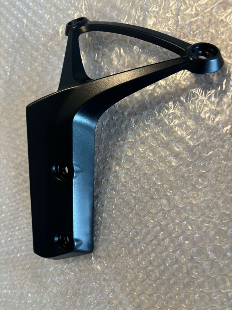 Z900RS フェンダーアーム　ラジエターサイドカバー　マットブラック　純正