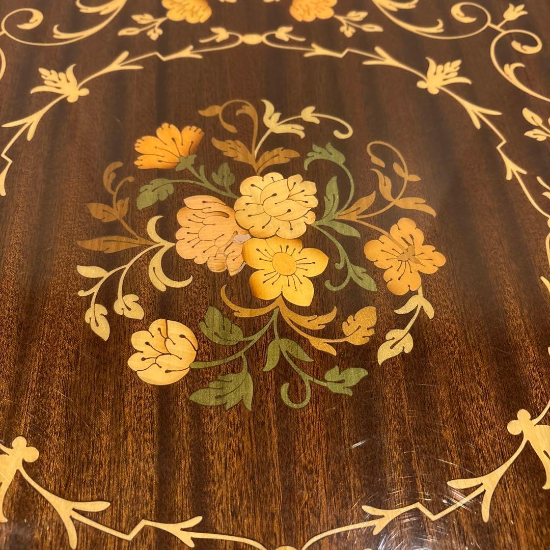 アンティーク風 木製テーブル　3本足