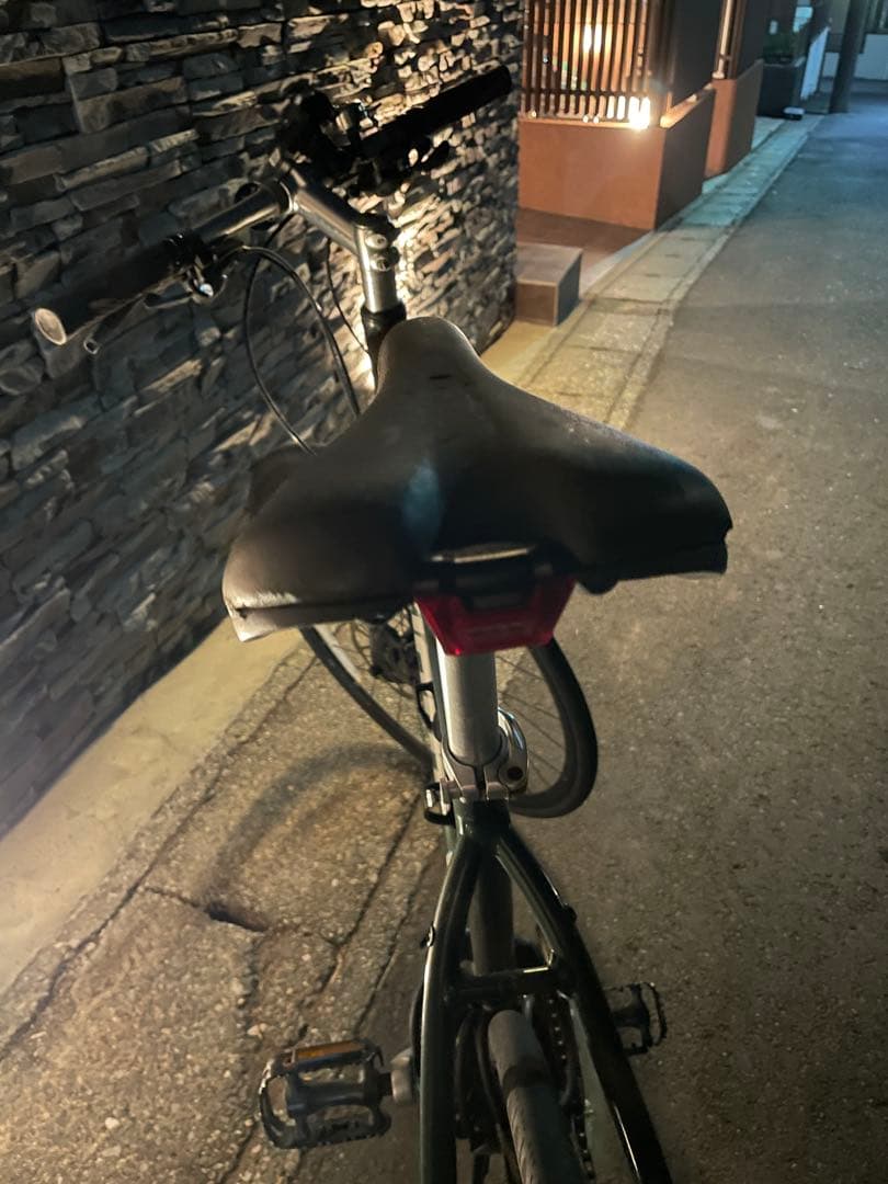 GIANT ESCAPE R DISC フォレストグリーン　2022年モデル