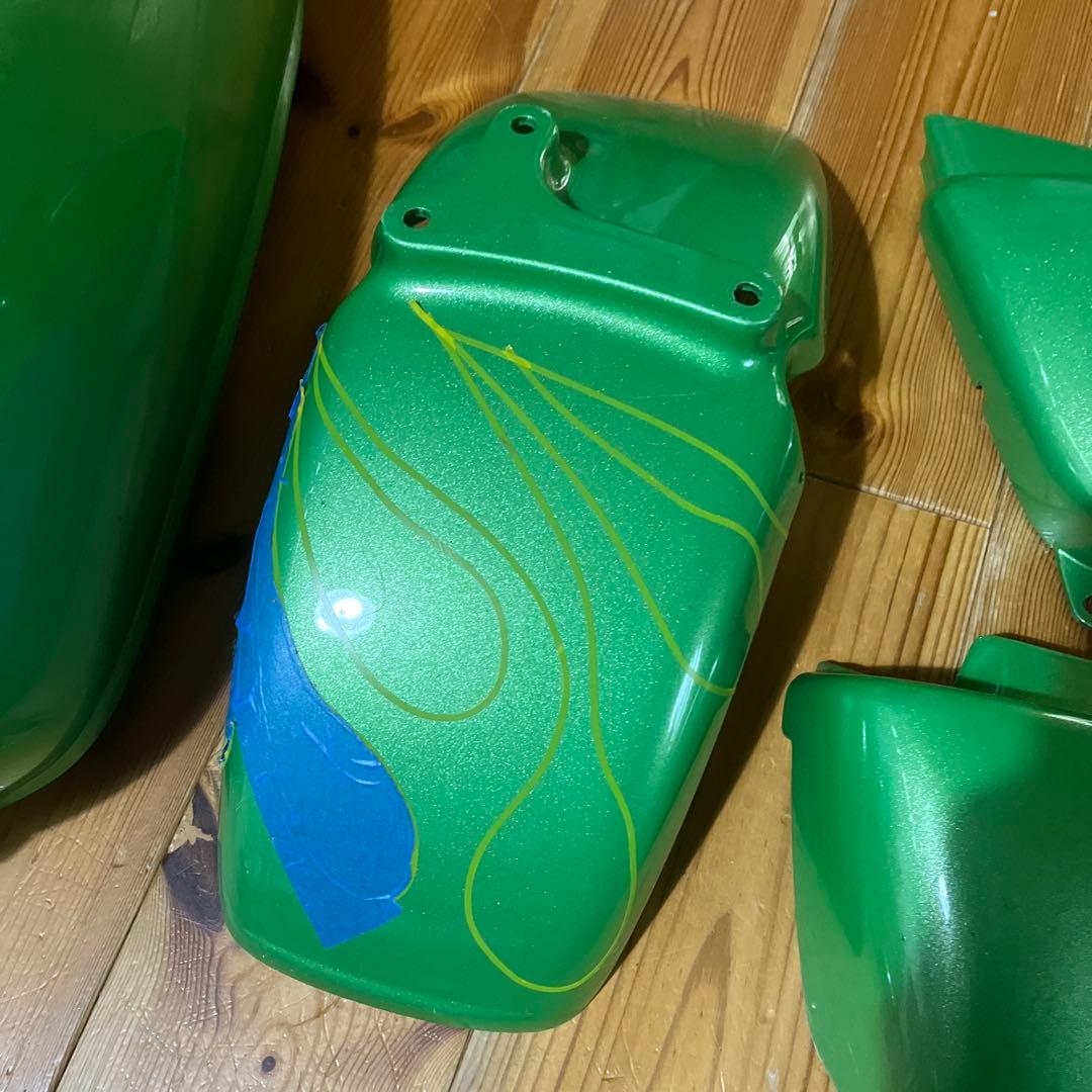 ⭐︎　24日まで。エイプ50のタンク等