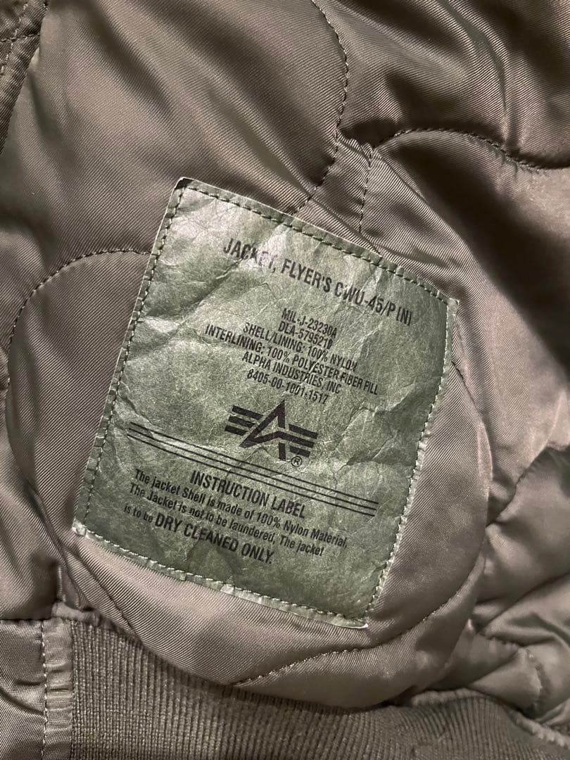 ALPHA INDUSTRIES CWU-45Pフライトジャケット