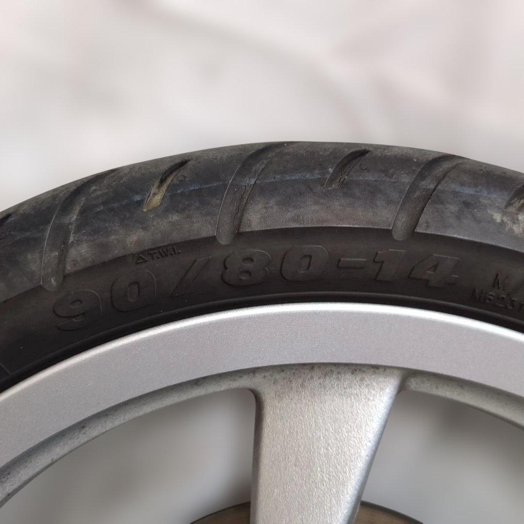 Hiroさん専用トリシティ125　フロントホイールとタイヤ　左右セット