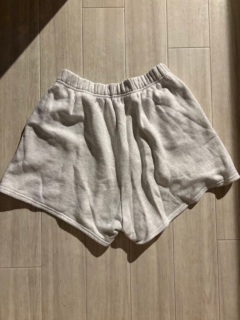 Seavalley Mountain Club グレーショートパンツ