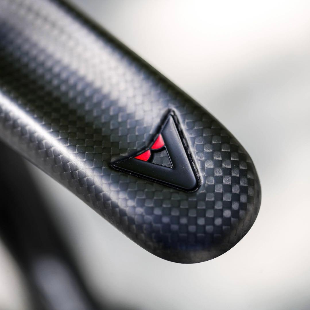 ASTVTE アスチュート ONE カーボン サドル 重量98g