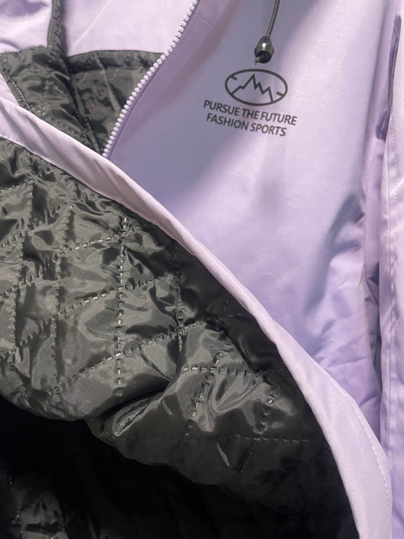 【ラスト1点、限定価格】ブラック スノーボード 上下セット レディース　防水防風