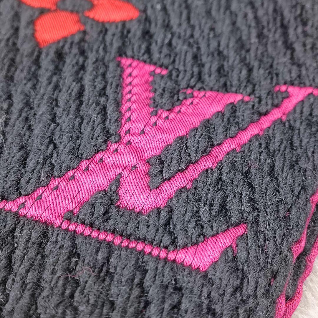 LOUISVUITTON　マフラー　エシャルプ　ロゴマニア　レインボー