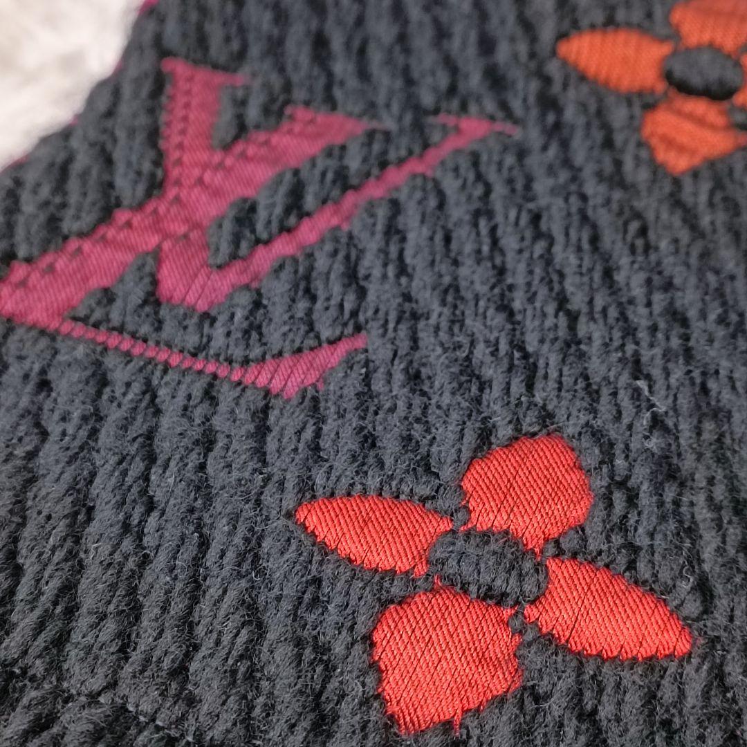 LOUISVUITTON　マフラー　エシャルプ　ロゴマニア　レインボー