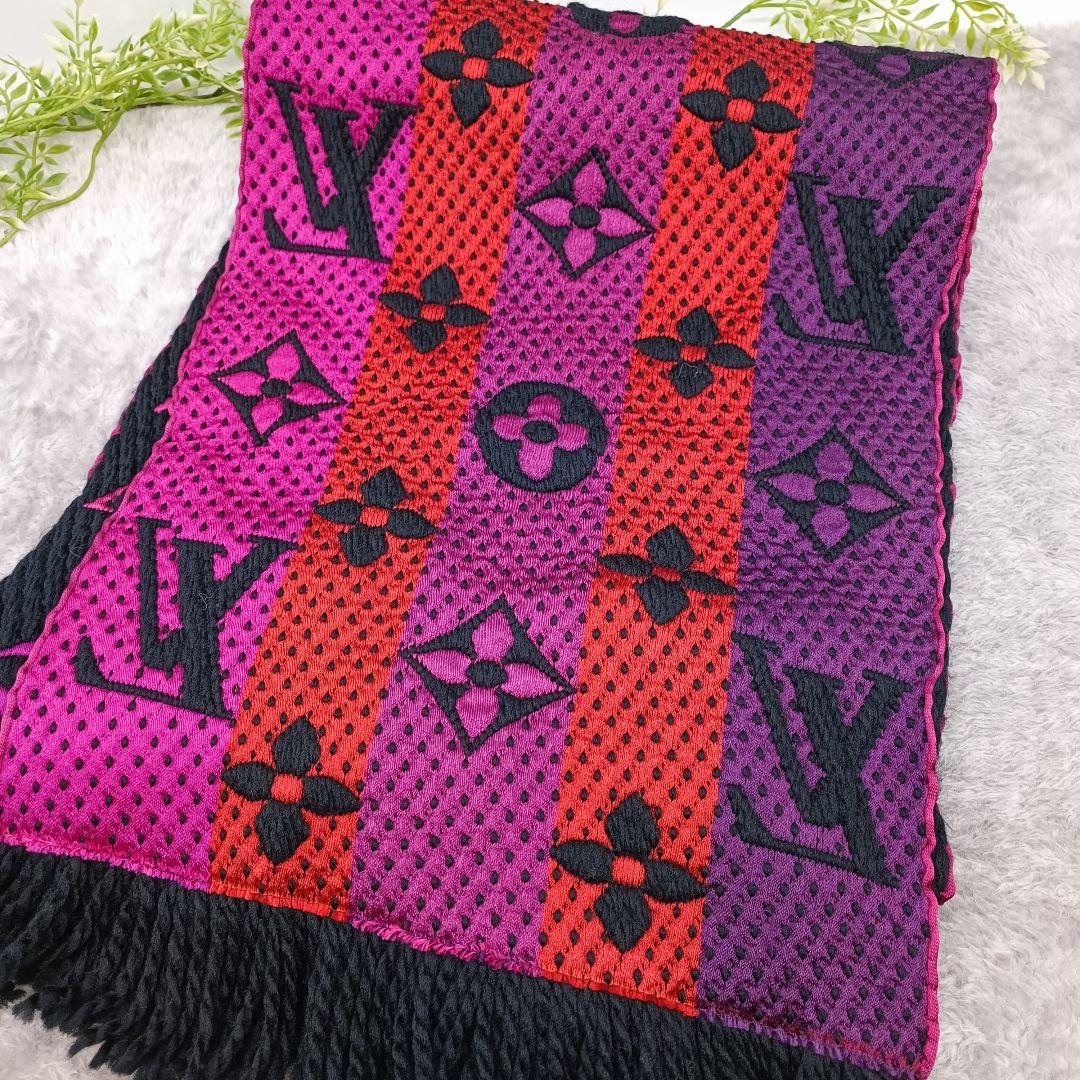 LOUISVUITTON　マフラー　エシャルプ　ロゴマニア　レインボー