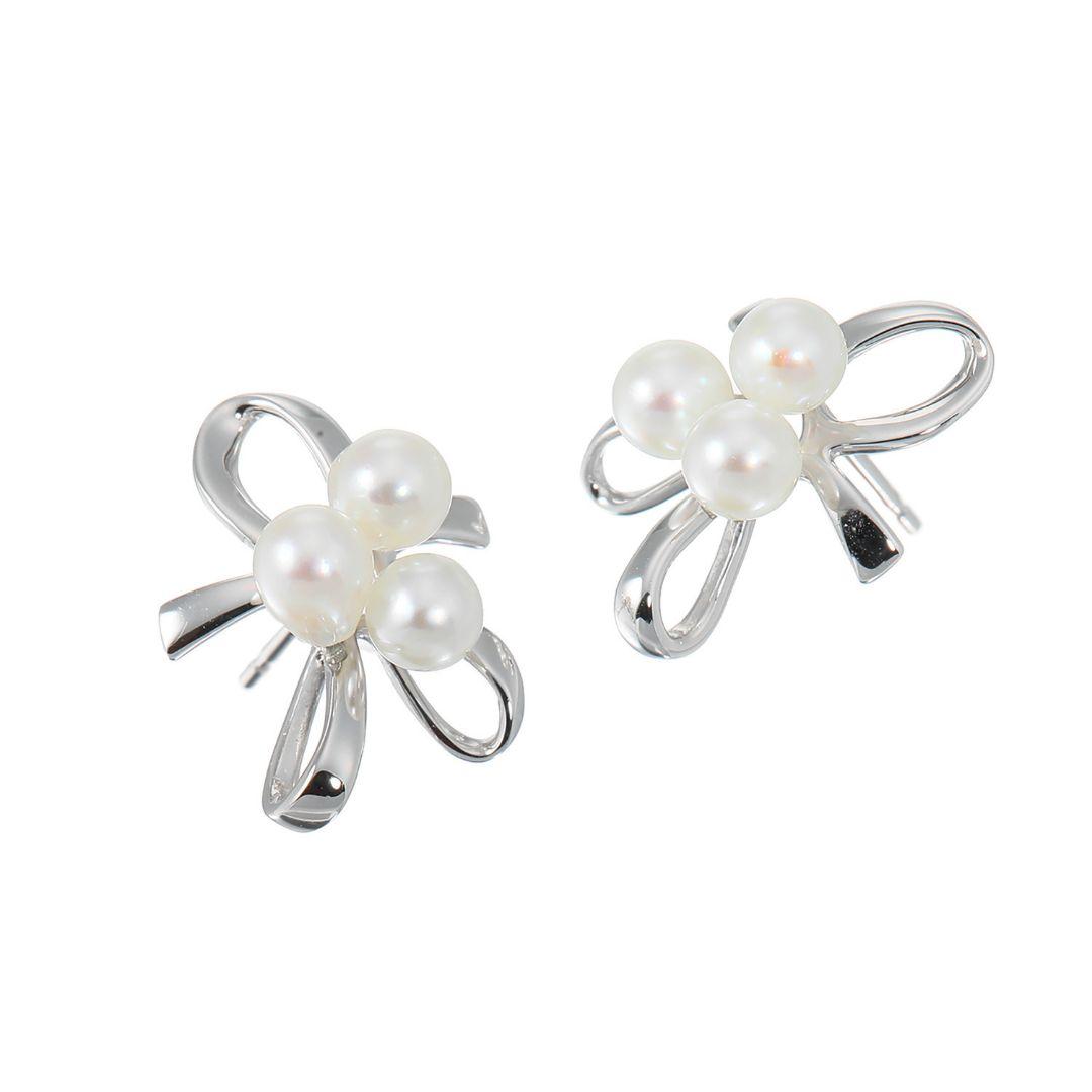 ハロン湾産 無調色越物 ベビーアコヤパール リボンモティーフ リボンパールピアス