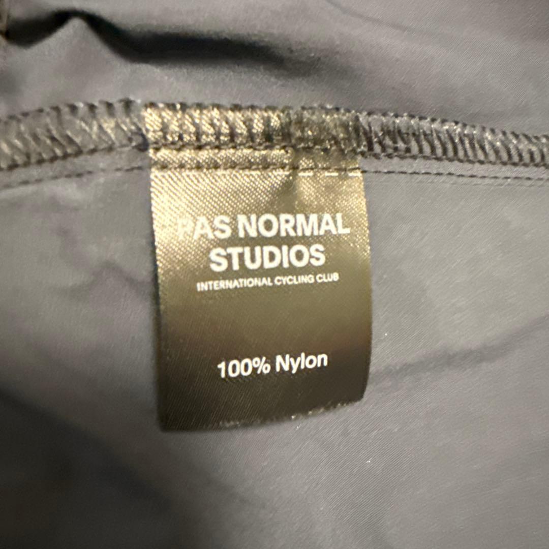 PAS NORMAL STUDIOS ウインドブレーカー　women’s 紺XS