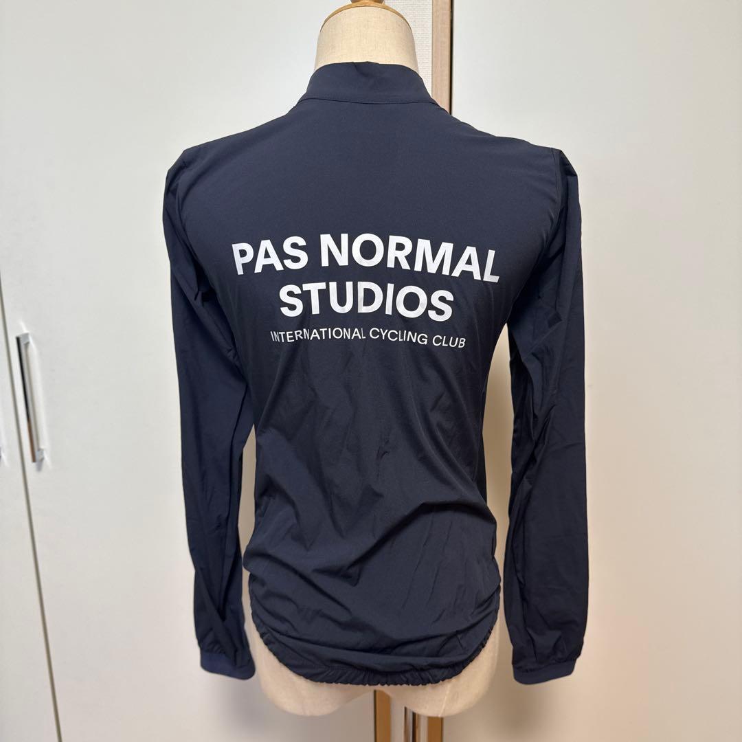 PAS NORMAL STUDIOS ウインドブレーカー　women’s 紺XS