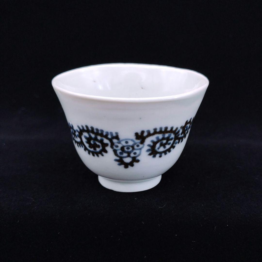 古伊万里染付蛸唐草文様江戸初期茶道具煎茶椀猪口酒器