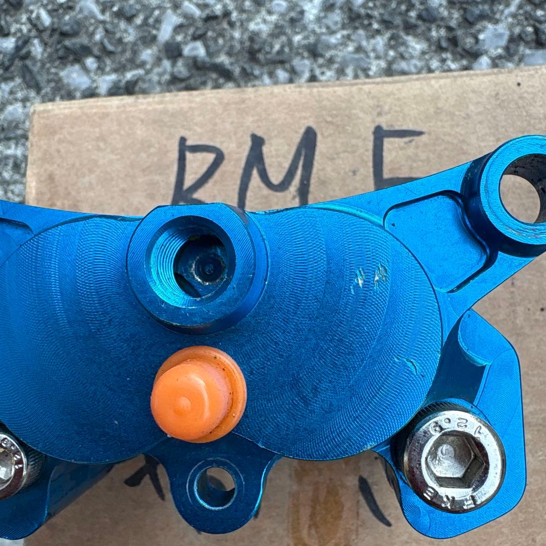 BMF JOG系 ４ＰTキャリパー