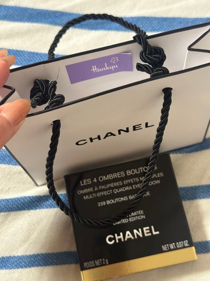 CHANEL レキャトルオンブル ブトン239 ミセスポテイヘッド