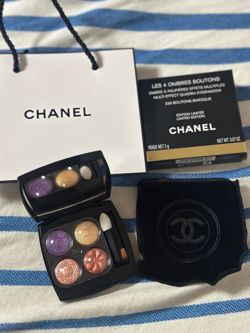 CHANEL レキャトルオンブル ブトン239 ミセスポテイヘッド